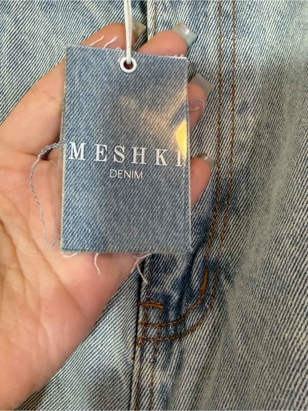 MESHKI Verona Turn Up Hem Frayed Denim Shorts Light Blue NWT Size 16 Jean Shorts - Picture 7 of 11